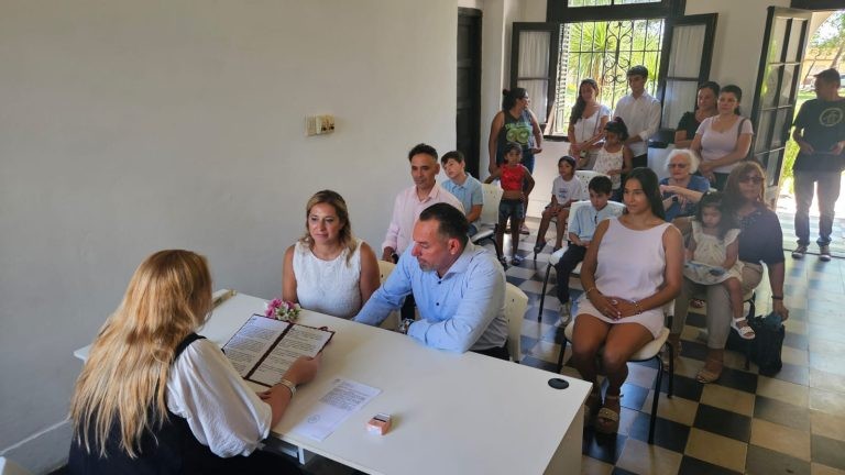 Para ellos no hay mala suerte: se casaron este martes 13 en Santa Fe | Noticias