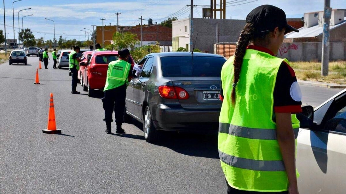 Detuvieron a tres efectivos policiales por pedir coimas en control de tránsito | Policiales