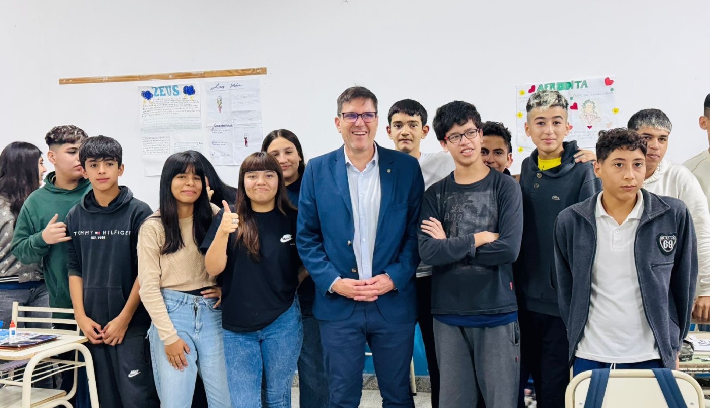 “Todas las medidas que tomamos tienen como objetivo mejorar los aprendizajes de los estudiantes” | Información General