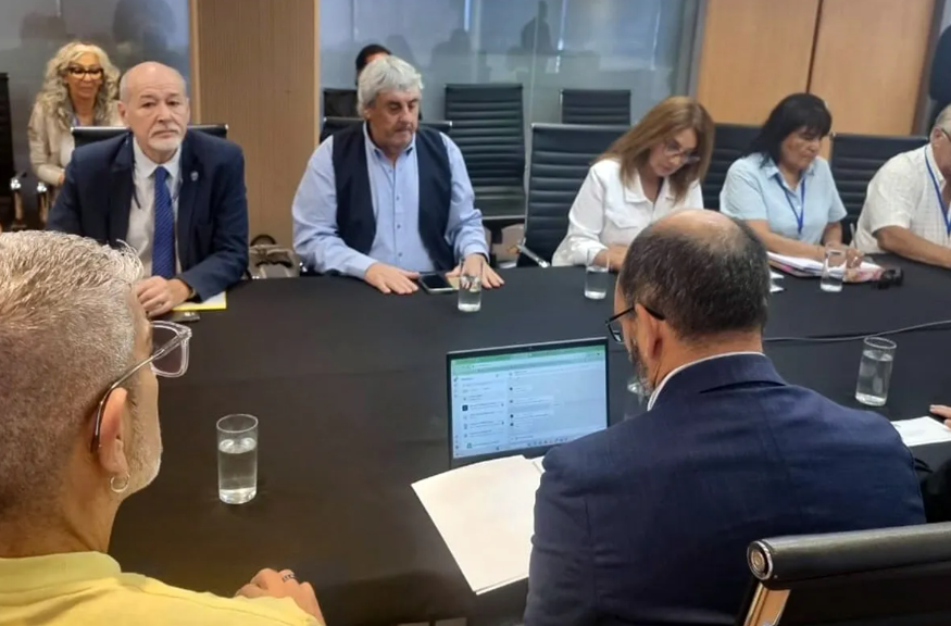Paritaria docente nacional: UDA rechazó la oferta salarial y la negociación pasó a cuarto intermedio | Información General