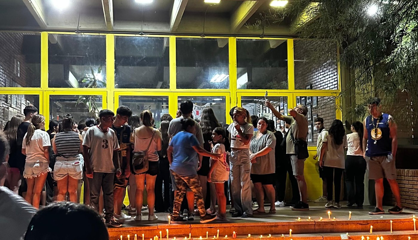 Conmoción en San Cristóbal: vecinos reclamaron justicia por el adolescente asesinado | Información General