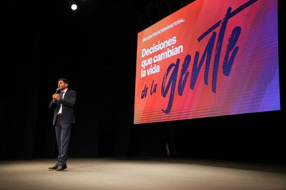 Pullaro defendió su gestión en Santa Fe: “Llevamos adelante un modelo de cambios sin motosierra” | Información General