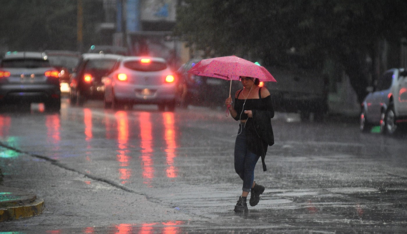 Rige un alerta amarillo por tormentas para este martes en la ciudad | Información General