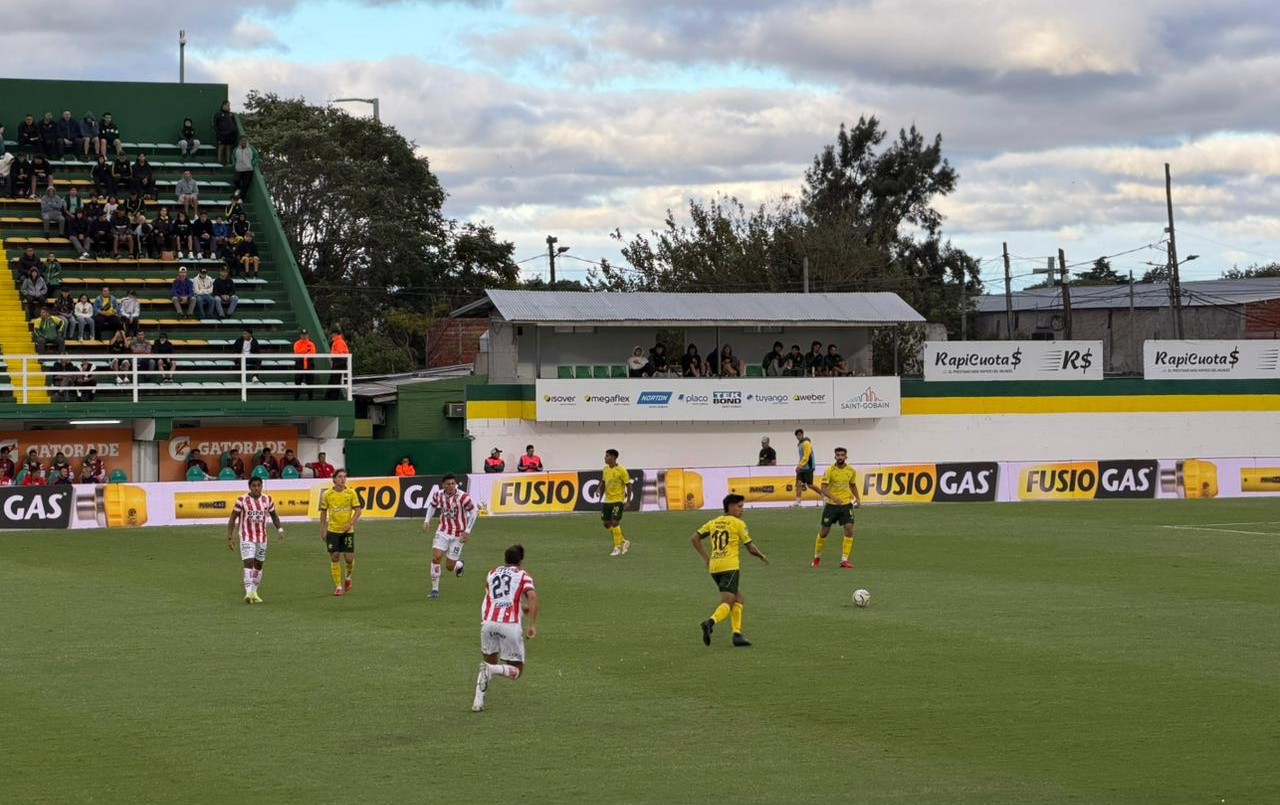Unión iguala sin goles con Defensa y Justicia al finalizar el primer tiempo | Noticias