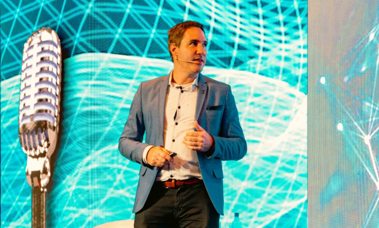 Damián Di Pace llega a Santo Tomé con una charla sobre el futuro del comercio | Información General