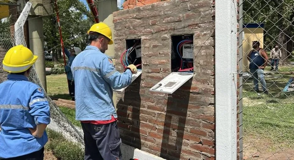 Cortes de luz para este lunes en Santa Fe y la región: zonas y horarios afectados | Información General