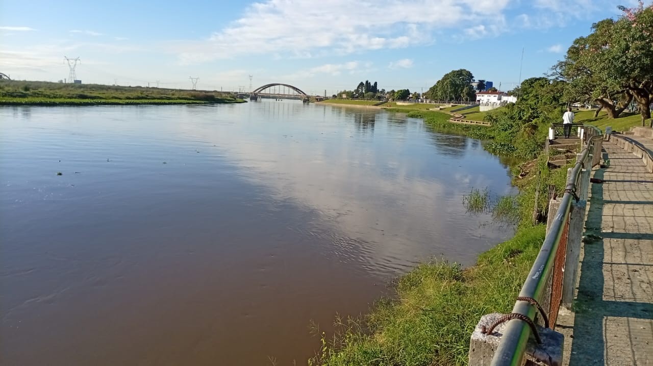 Tras llegar a su pico, el Río Salado comenzó un descenso en sus niveles | Noticias