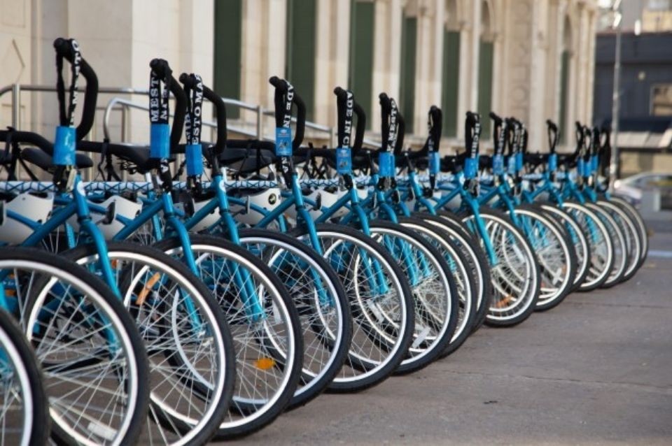 UNL entrega 25 bicicletas a estudiantes: apuesta por la movilidad sostenible | Información General