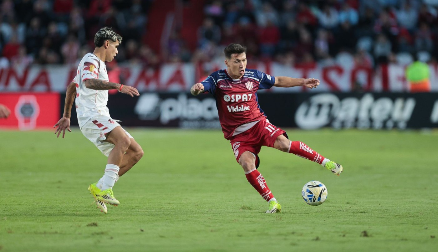 Unión no lo pudo sostener: perdió con Estudiantes sobre el final | Deportes