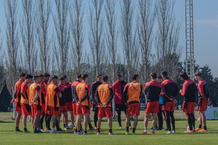 Colón ya piensa en Estudiantes de Caseros: ¿equipo que gana no se toca? | Deportes