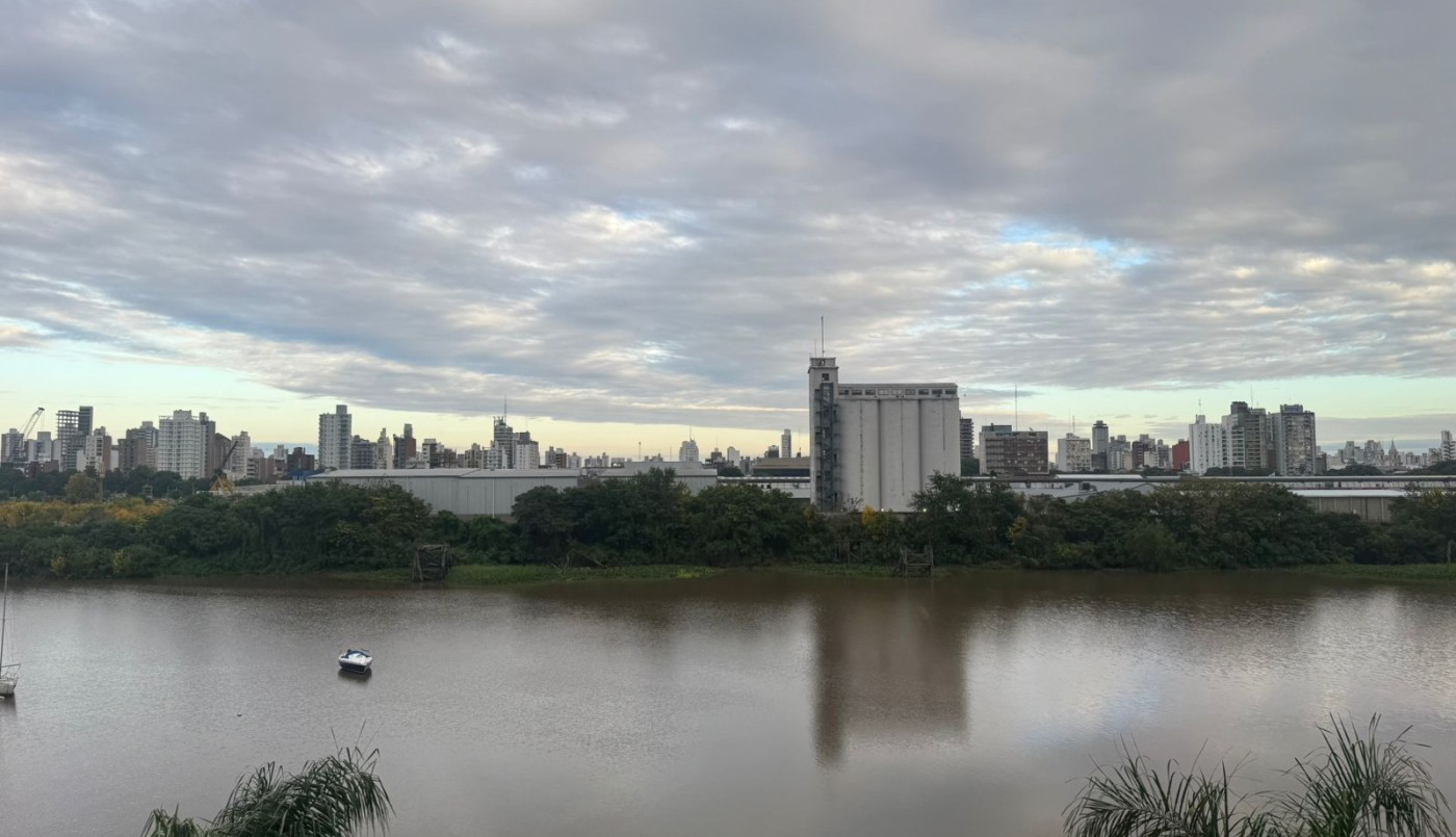 Feriado con nubes amenazantes: ¿llega la lluvia a Santa Fe este 1 de mayo? | Noticias