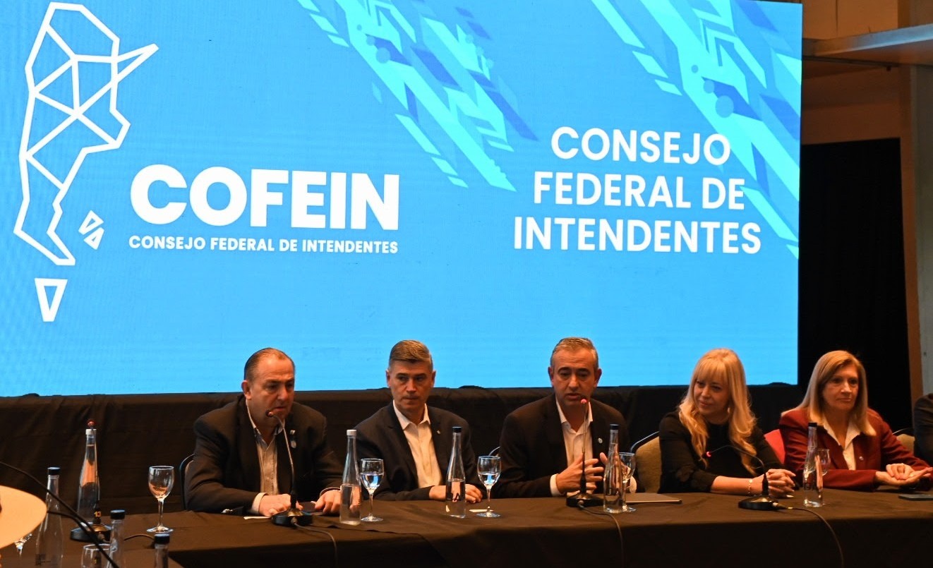 En Rosario, intendentes reclamaron por fondos para transporte, discapacidad y obras | Noticias