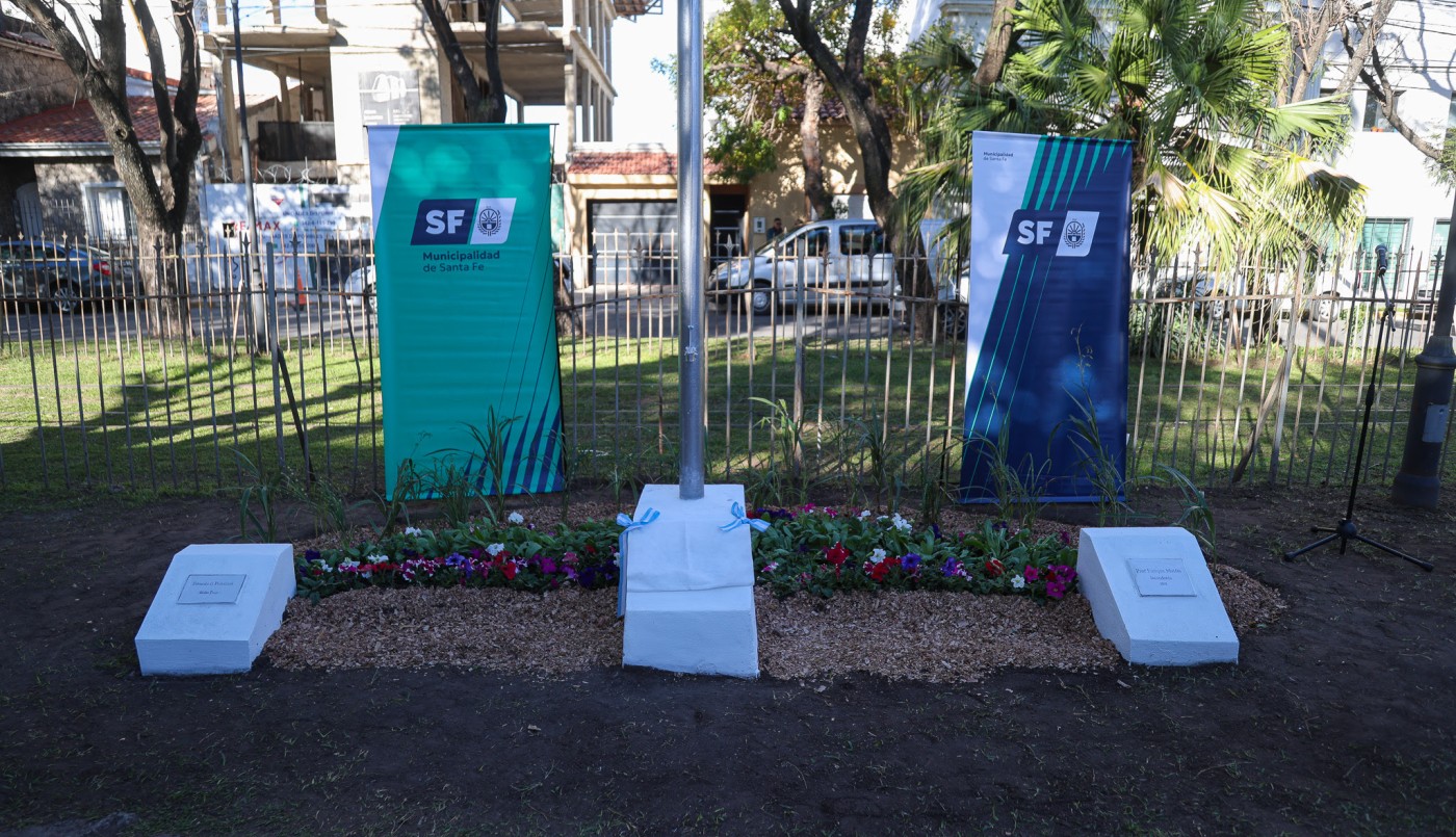 Se inauguró el monolito en homenaje a Muttis en barrio Candioti Sur | Noticias