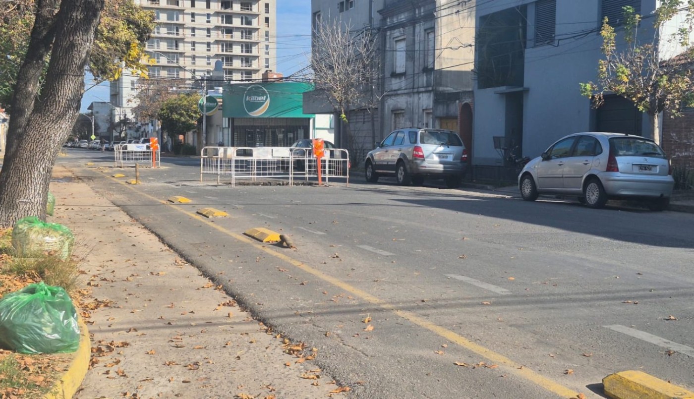 Con un corralito quedó señalizadoel hundimiento de calle Urquiza al 1200 | Noticias