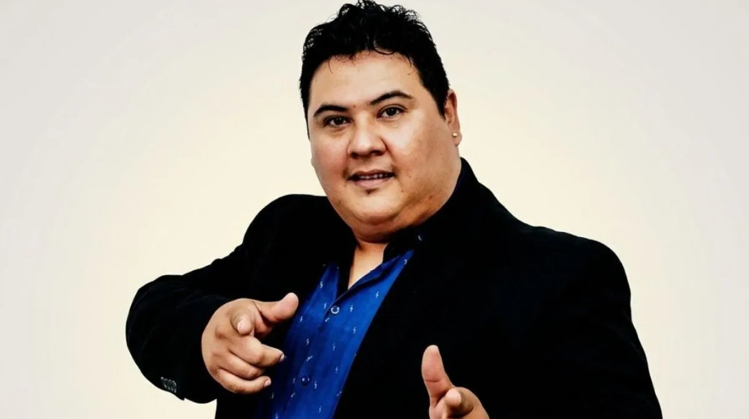 Identificaron al conductor fallecido en la autopista: era un reconocido cantante de cumbia | Información General