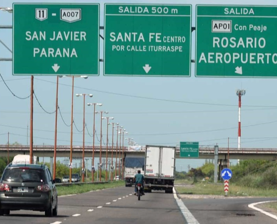 Apunta de pistola, le robaron una moto a conductor de colectivo | Policiales
