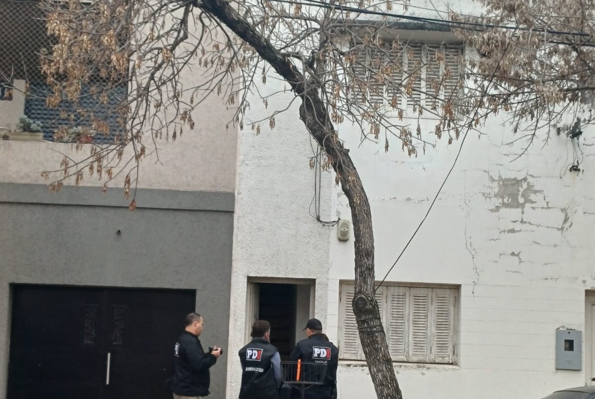 "Cuento del Tío": le robaron casi un millón de dólares a una pareja de ancianos en el macrocentro de la ciudad | Policiales