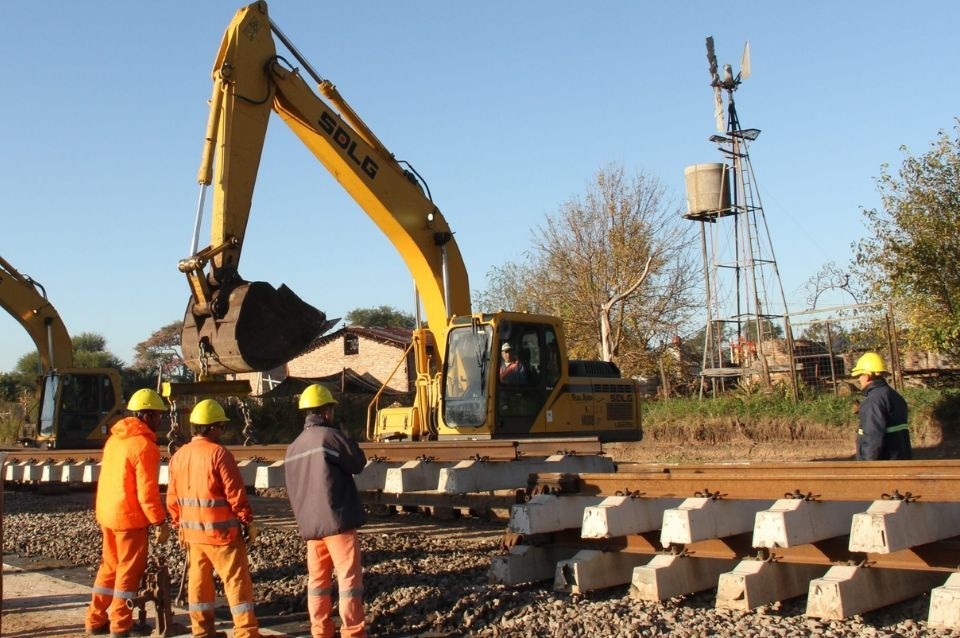 Santa Fe presiona a Nación por el tren de cargas: "Las rutas no van a alcanzar" | Información General