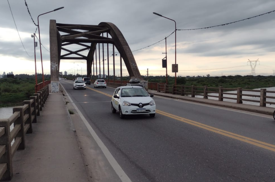 Nuevas fallas en el Puente Carretero: la Provincia analiza hacerse cargo de la reparación | Noticias