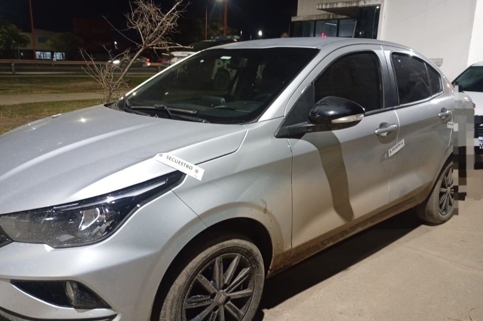 Secuestraron un vehículo con pedido de captura en Santa Fe | Policiales