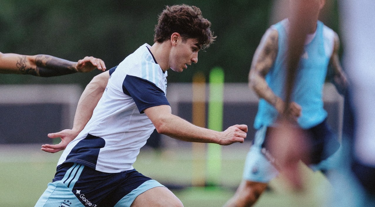 Con Julián Álvarez a la par, la Selección argentina se entrenó de cara al debut en el Mundial | Deportes