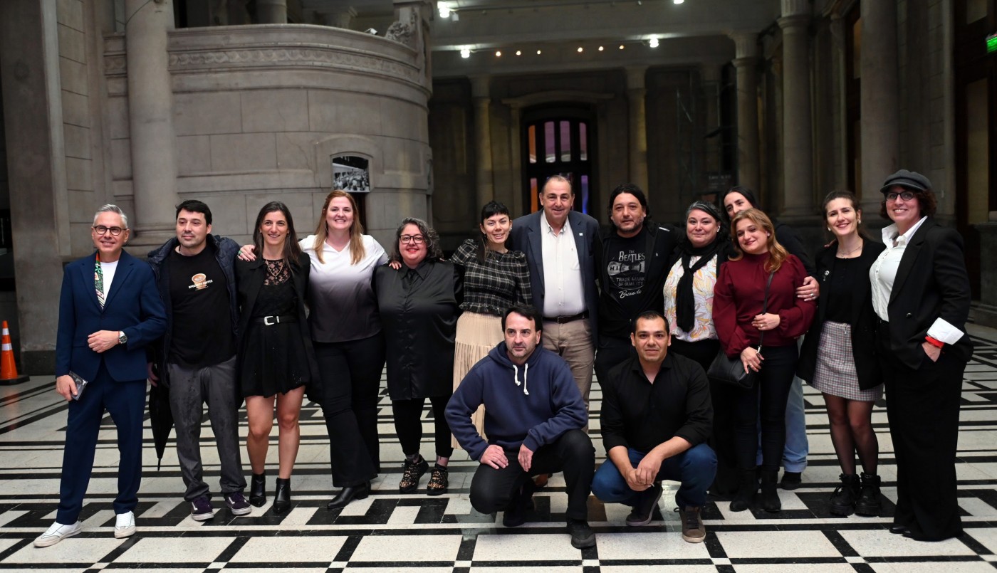 Quedó inaugurada la muestra internacional “El Origen de la Substancia Importará la Importancia del Origen” | Espectaculos