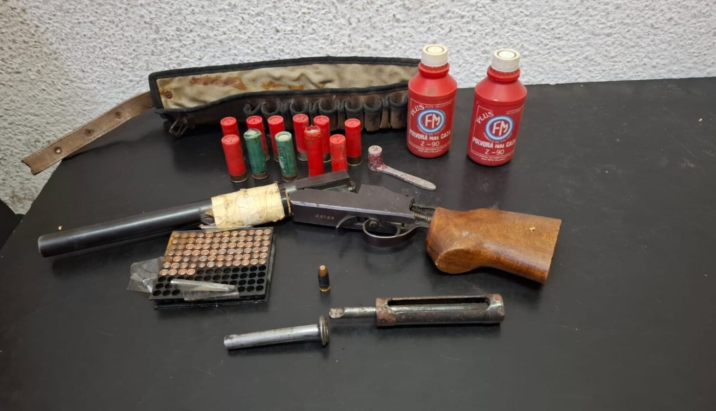 Tres detenidos tras el robo de pertenencias a una mujer en Javier de la Rosa al 5000 | Policiales