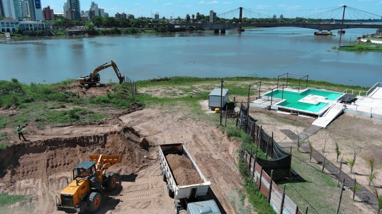 La Provincia removió una obra clandestina que afectaba el escurrimiento de la Laguna Setúbal | Información General