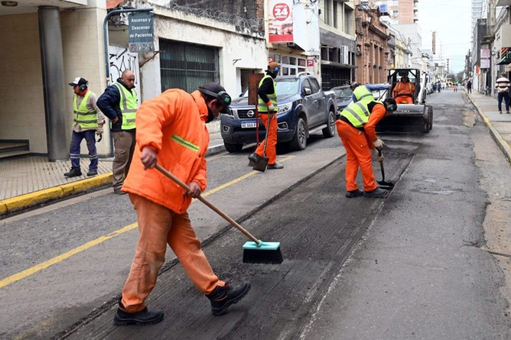 Continúan los cortes y desvíos en el tránsito este domingo en la ciudad | Noticias