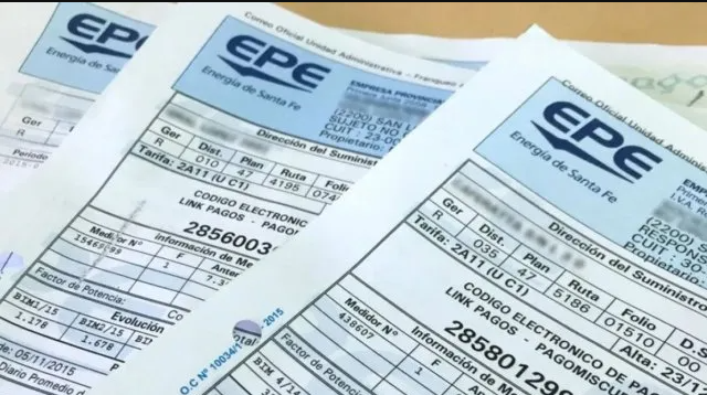 Fallo inédito: un padre moroso pagará la cuota alimentaria en la boleta de la luz | Información General