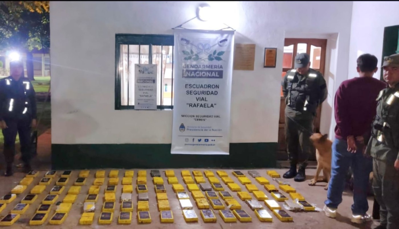 Más de cien kilos de cocaína fueron incautados de una camioneta en el departamento San Cristóbal | Policiales