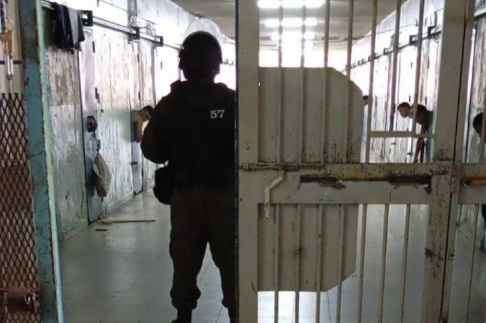 Denuncia por amenazas tras una llamada desde la Cárcel de Las Flores: secuestraron un celular | Policiales