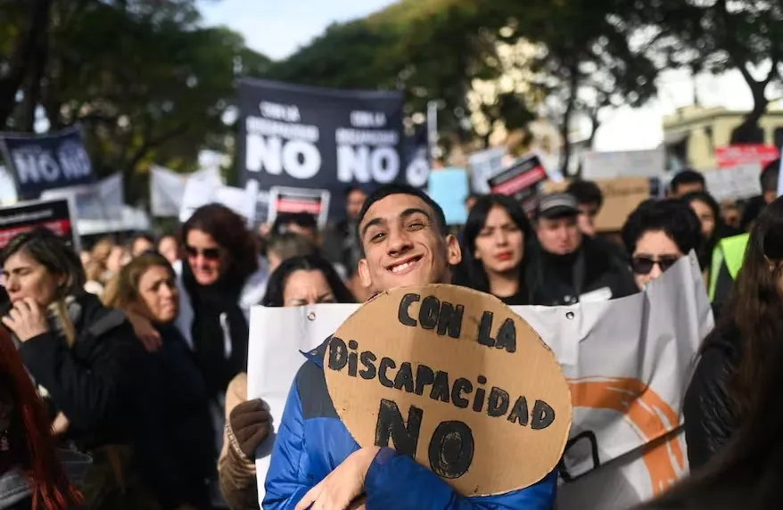 Uendisfe alerta por el "deterioro de derechos, incertidumbre y riesgo decolapso del sistema" | Salud