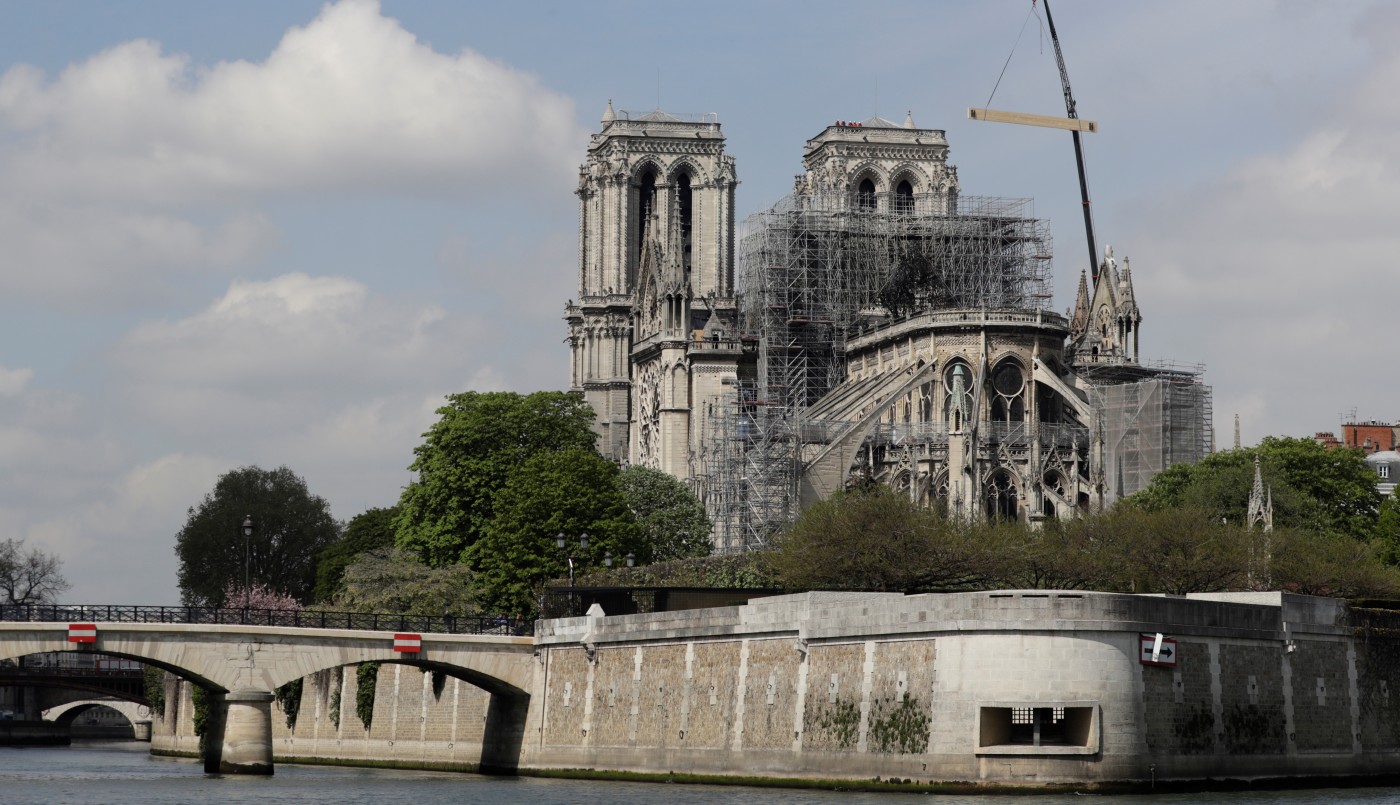 Lanzan un concurso internacional para reconstruir la aguja de Notre Dame | Noticias