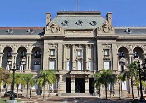 Estatales: Se iniciaron las negociaciones por el pase a planta permanente de los contratados | Noticias