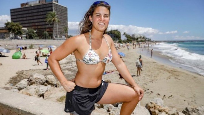 "Pensé que no me ibas a sacar porque soy negro", le dijo el niño rescatado a una guardavida argentina | Noticias