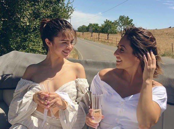 La difícil relación entre Selena Gómez y la mujer que le salvó la vida | Noticias