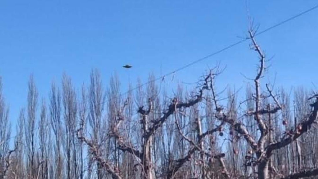 ¿Puede ser real?: dicen que vieron un OVNI en el cielo de Río Negro | Noticias