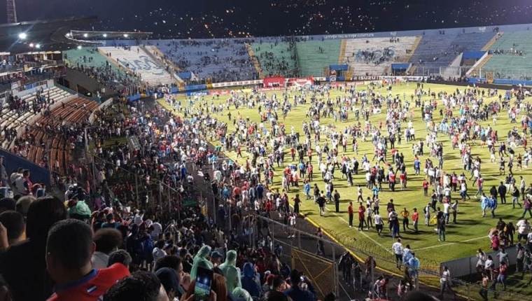 Honduras: Tres muertos en una batalla campal por un partido de fútbol | Noticias
