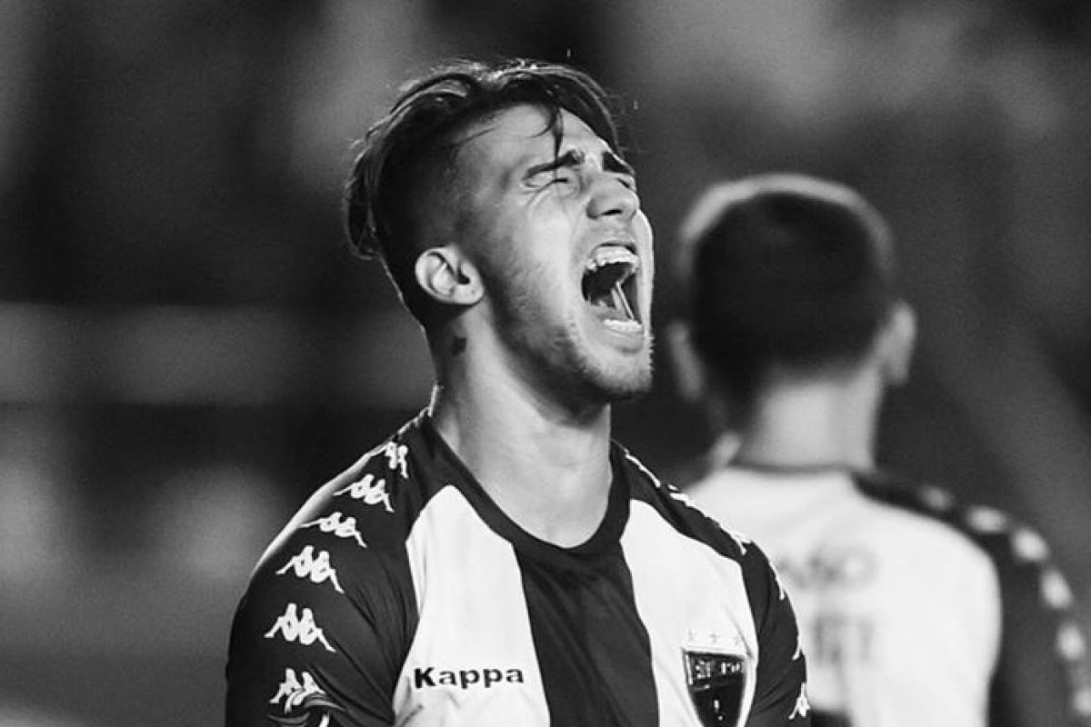 Consternación en el fútbol: Murió un ex All Boys al caer de un sexto piso | Noticias