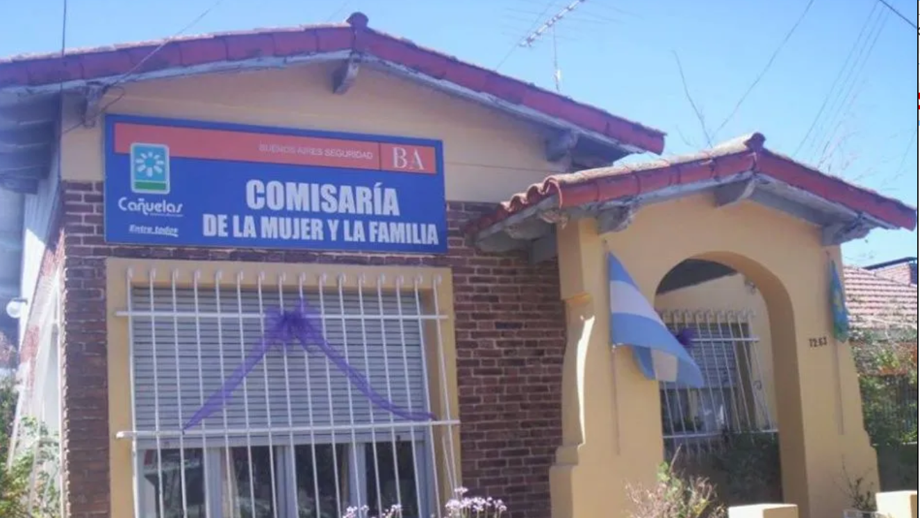 Una policía denunció que fue violada por su ex después que amenazó a su hija de 6 años | Noticias