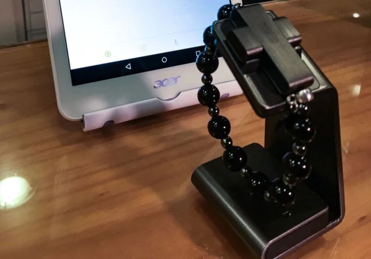 El Vaticano lanzó un rosario inteligente que funciona con el celular que desarrolló un argentino | Información General