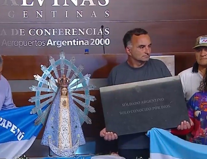 37 años después llegó a la Argentina la Virgen que estuvo en Malvinas | Información General