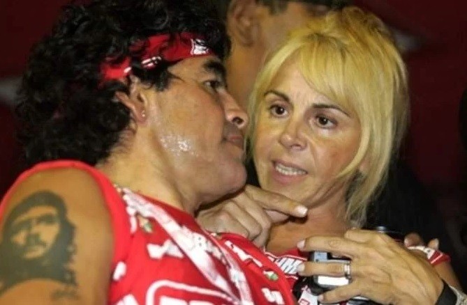 Furiosa: estalló Claudia Villafañe y desafió a Diego Maradona | Noticias