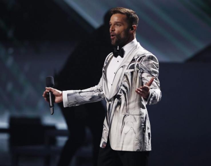 Ricky Martin homenajeó a Cerati en los Grammy Latino e interpretó "De música ligera" | Espectaculos
