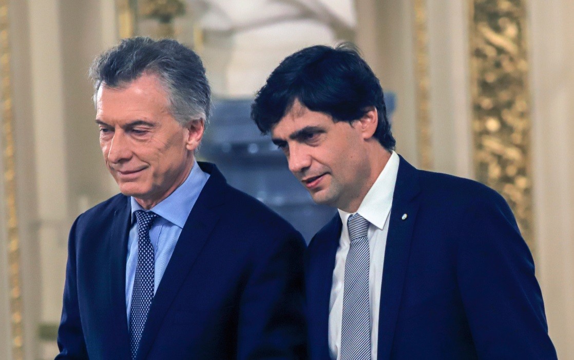 Según Lacunza, hay reservas "suficientes" pero "el reperfilamiento de la deuda hay que hacerlo rápido" | Noticias