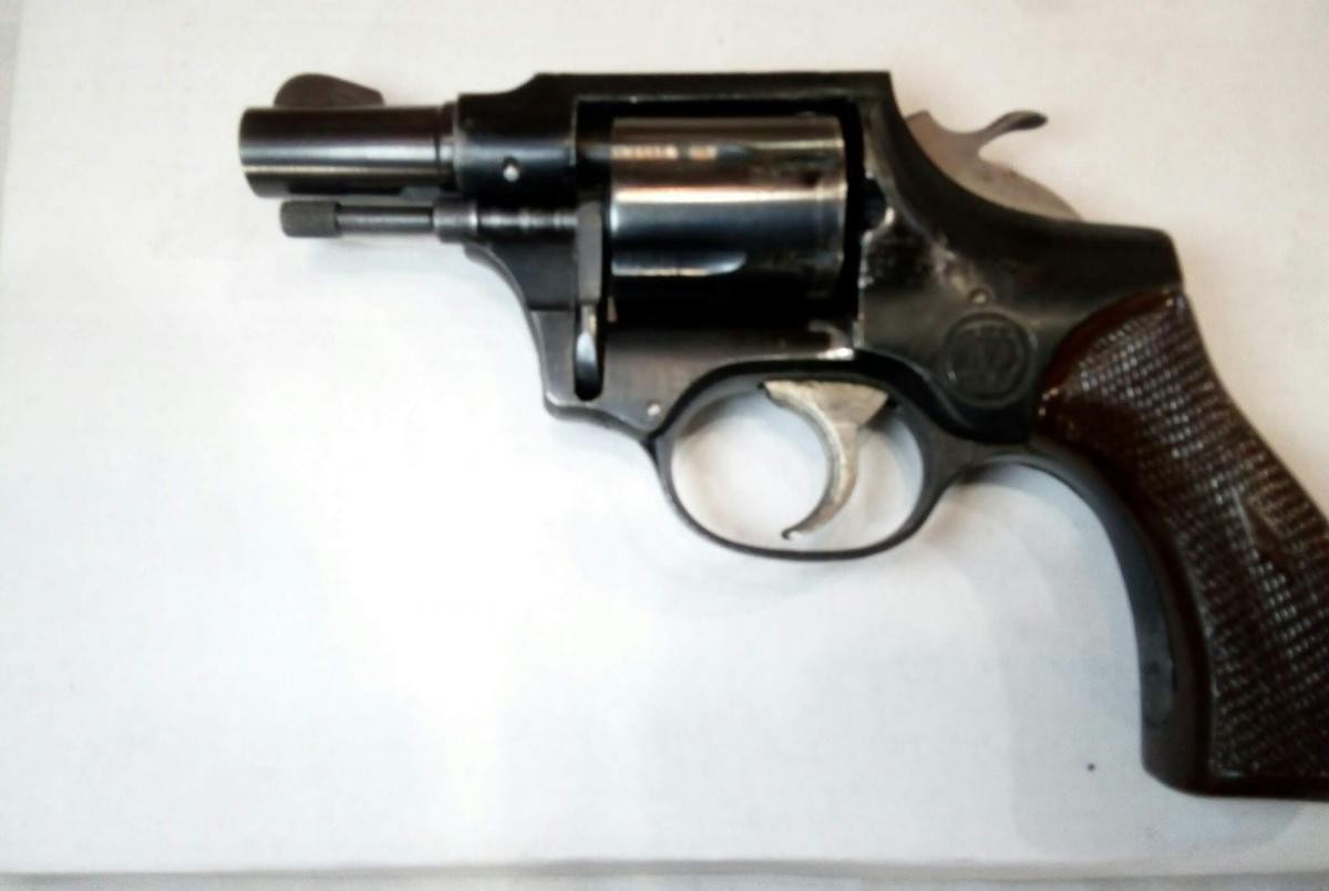 Gravísimo: Un nene de 8 años llevó un arma y disparó en una escuela de Rosario | Noticias