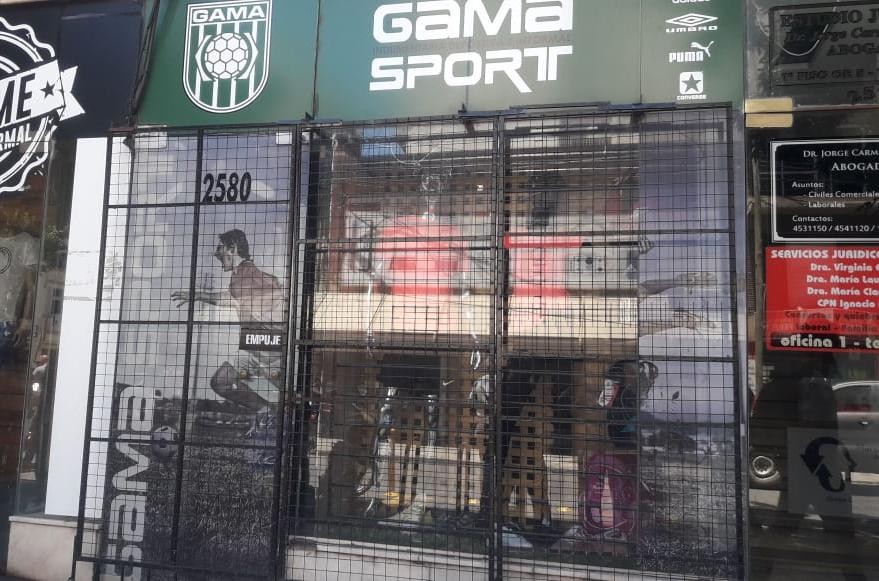 Un joven de 18 años, con antecedentes, apuñaló a un comerciante que está grave | Noticias