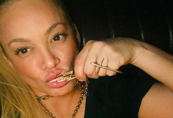 El video de María Eugenia Ritó para combatir la ola de calor con un primer plano muy hot | Espectaculos