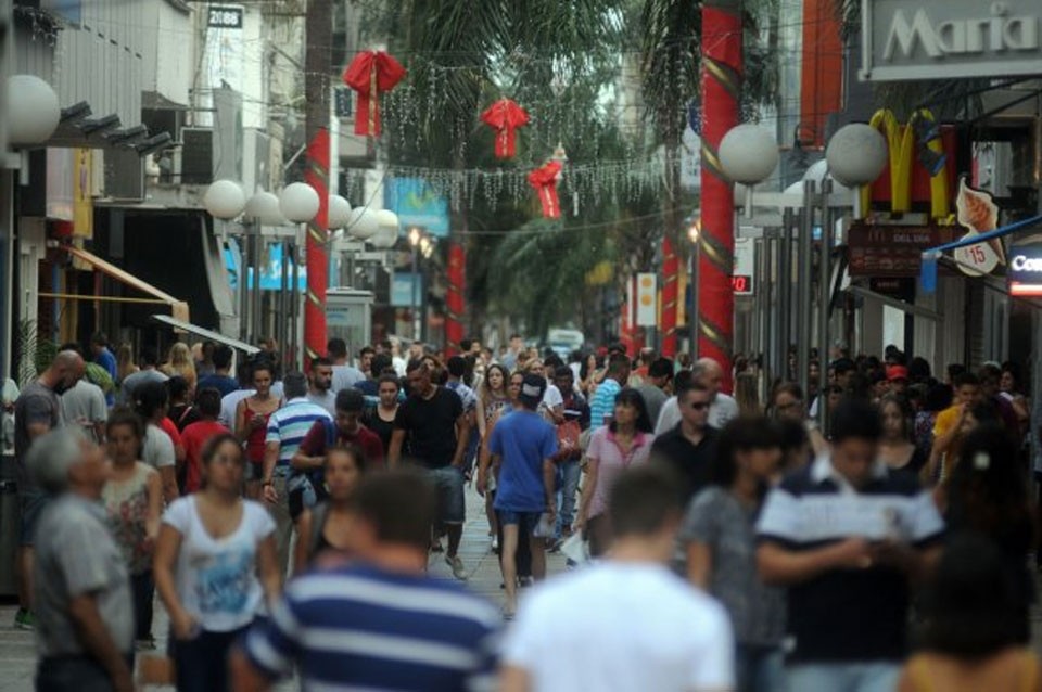 Un informe revela que las ventas cayeron esta Navidad con respecto al año pasado | Noticias